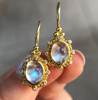 Retro Fashion Creative Women's Earrings - BMYANY